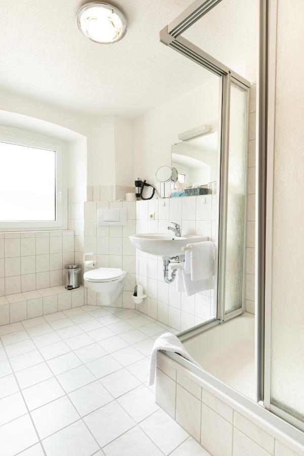 Hotel Landgasthof Zum Pflug Kleines Wiesental Luaran gambar