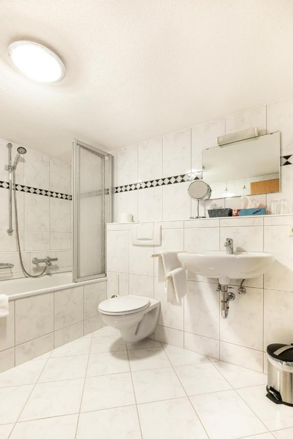 Hotel Landgasthof Zum Pflug Kleines Wiesental Luaran gambar