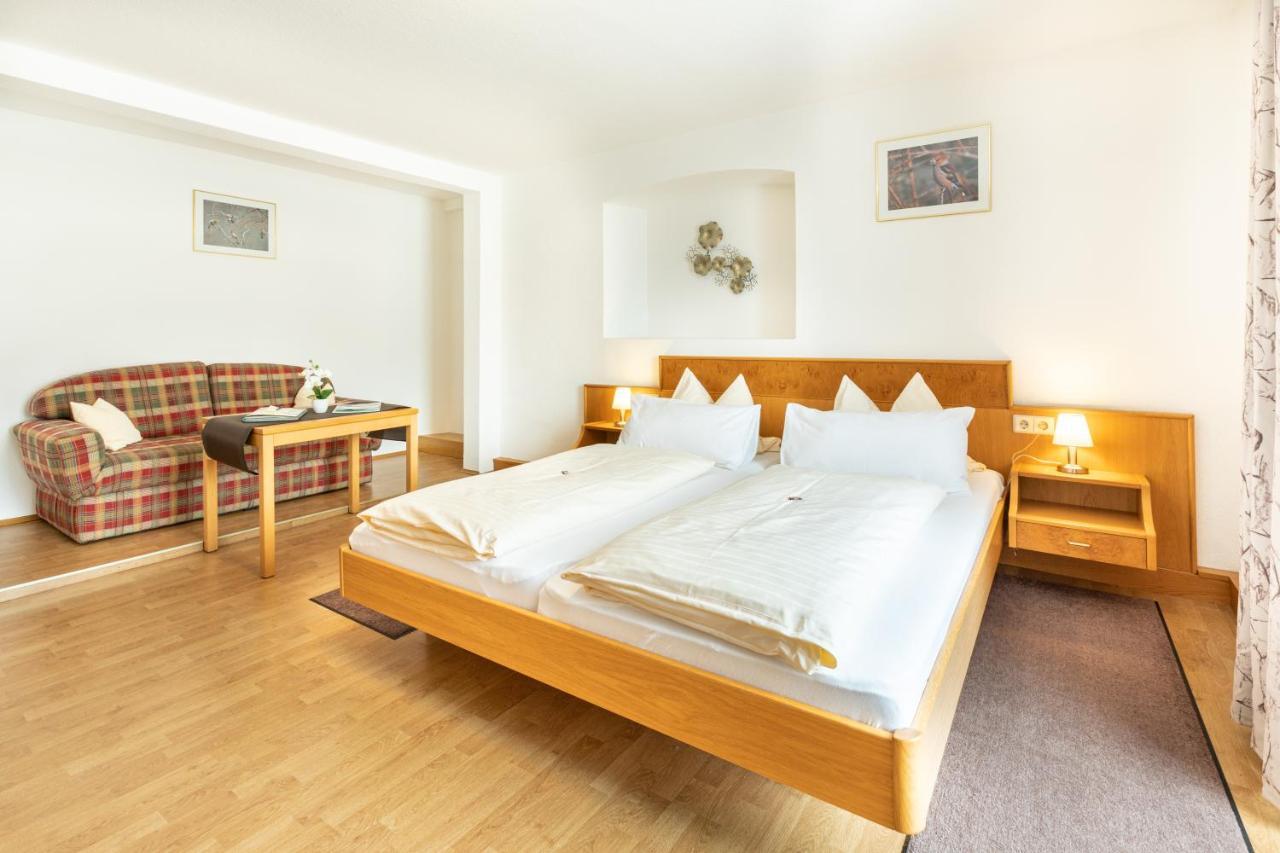 Hotel Landgasthof Zum Pflug Kleines Wiesental Luaran gambar