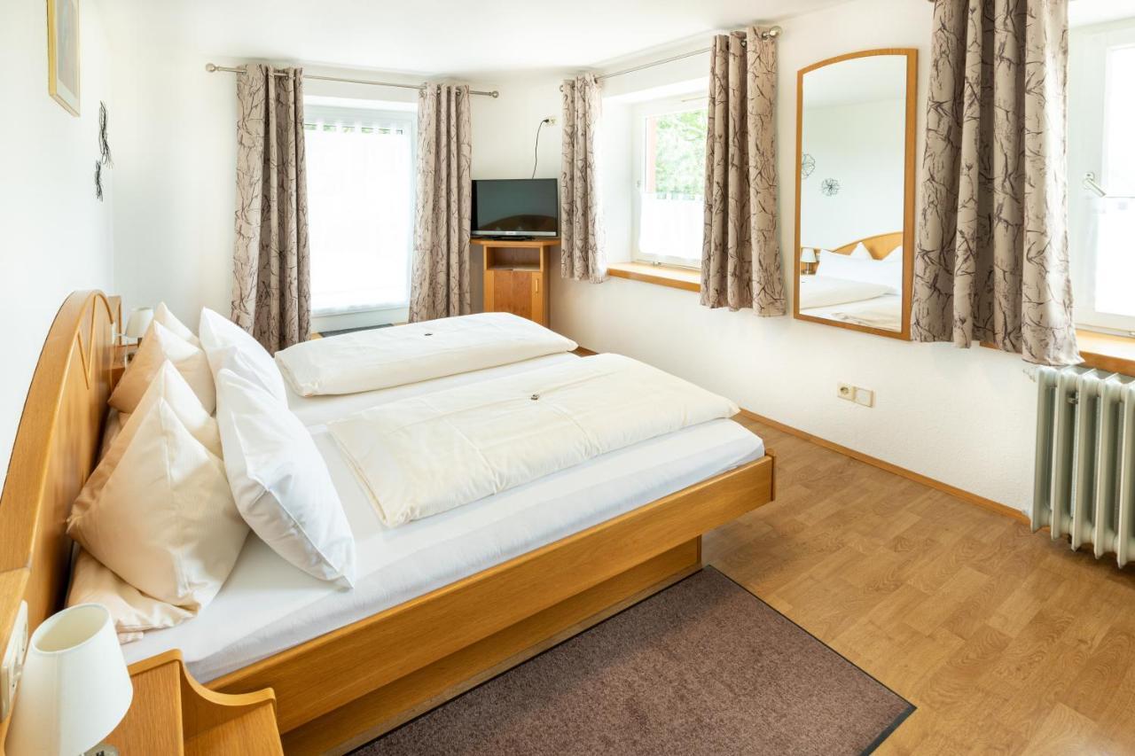 Hotel Landgasthof Zum Pflug Kleines Wiesental Luaran gambar